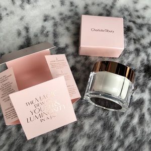 Charlotte Tilbury Makeup - Charlotte Tilbury Magic Cream Charlotte Tilbury Makeup - Charlotte Tilbury Magic Cream